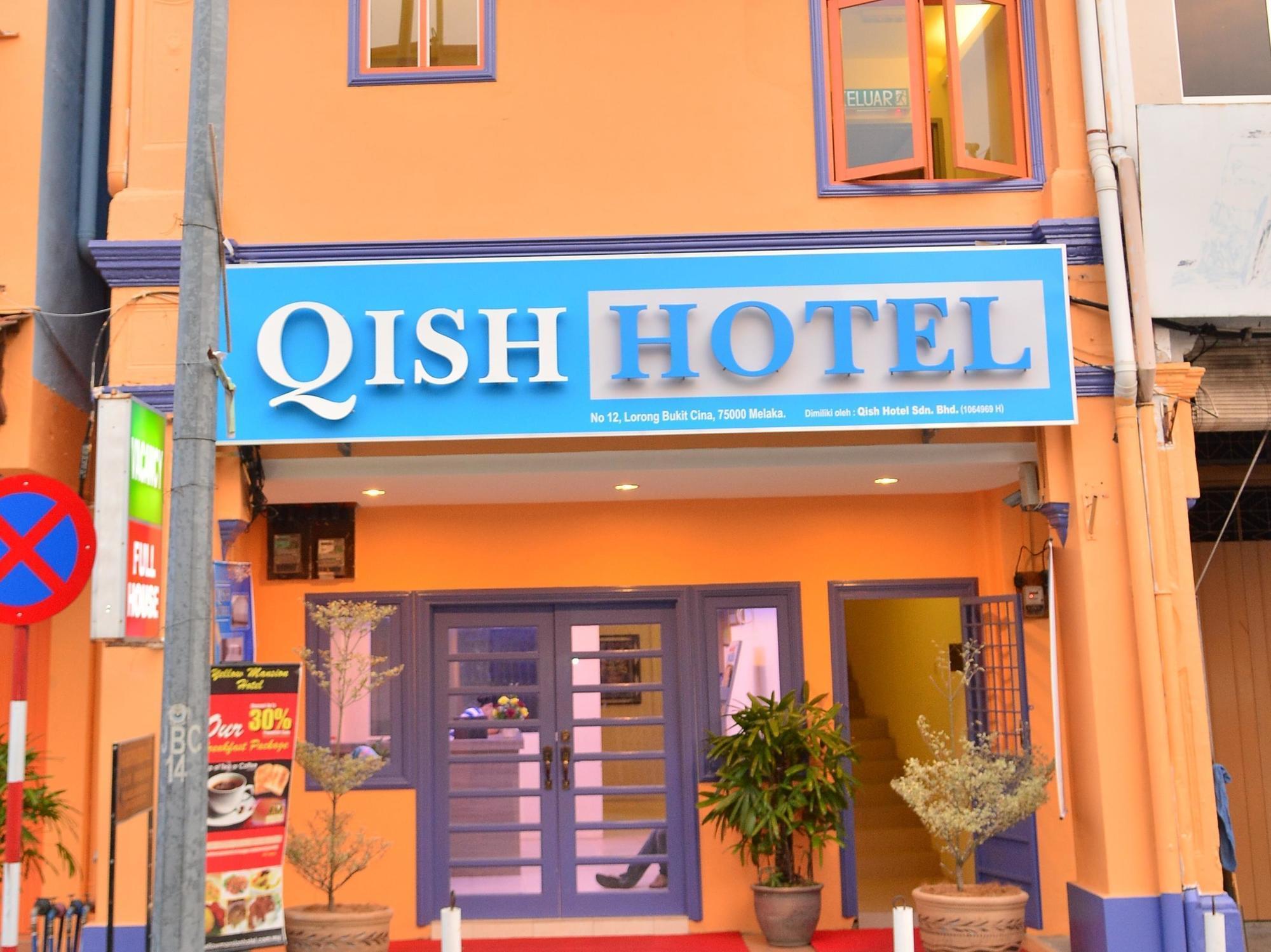 Qish Hotel Malacca Екстериор снимка
